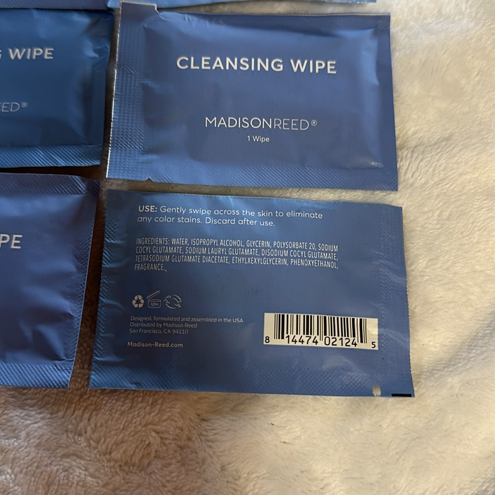 Madison Reed Hair Color Cleansing Wipe Packets - Picture 5 of 6